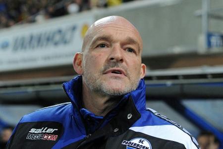 Paderborn trennt sich von Trainer Stefan Emmerling - Baumgart übernimmt Paderborn trennt sich von Trainer Stefan Emmerling - Baumgart übernimmt