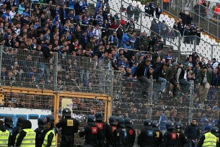 Zwei Notarzteinsätze während Bundesligaspiel in Darmstadt Zwei Notarzteinsätze während Bundesligaspiel in Darmstadt