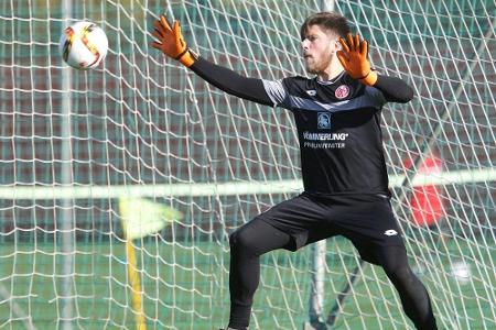Mainz-Coach Schmidt: Huth bleibt im Tor Mainz-Coach Schmidt: Huth bleibt im Tor