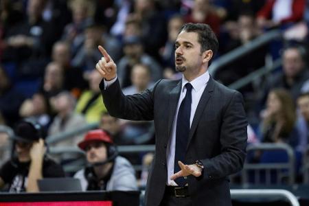 Basketball: Berlin patzt in Bremerhaven, auch Giessen verliert Basketball: Berlin patzt in Bremerhaven, auch Giessen verliert