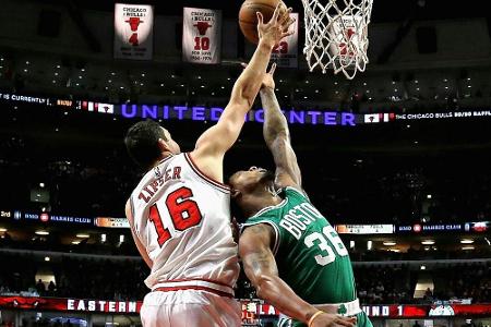 NBA: Zipsers Bulls verlieren Heimspiel - Westbrook führt OKC zum Sieg NBA: Zipsers Bulls verlieren Heimspiel - Westbrook führt OKC zum Sieg