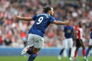 Manchester United hält Hoffnung auf Champions League am Leben