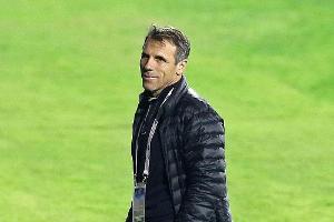 Redknapp beerbt Zola als Teammanager in Birmingham