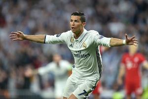 Adios, FC Bayern: Unglückliches 2:4 bei Real nach Platzverweis und Abseitstor