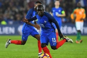 Chelsea-Profi Kanté Englands Spieler des Jahres
