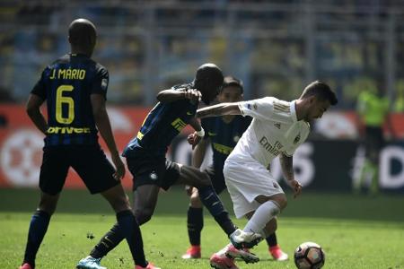 Remis im ersten Mailänder Derby unter chinesischer Führung - Juventus baut Führung aus Remis im ersten Mailänder Derby unter chinesischer Führung - Juventus baut Führung aus