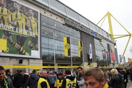 Entwarnung nach Fund von Gegenständen im Dortmunder Stadion Entwarnung nach Fund von Gegenständen im Dortmunder Stadion