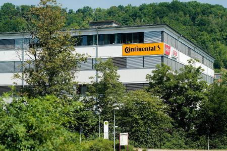 Continental prüft eigene Akku-Fertigung für E-PKW Continental prüft eigene Akku-Fertigung für E-PKW