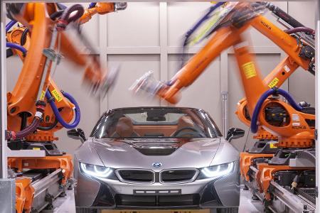 BMW setzt über 11.000 E-Fahrzeuge im August ab BMW setzt über 11.000 E-Fahrzeuge im August ab