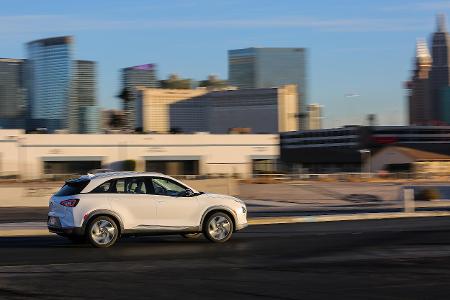 Hyundais neues Brennstoffzellen-SUV: der Nexo Hyundais neues Brennstoffzellen-SUV: der Nexo