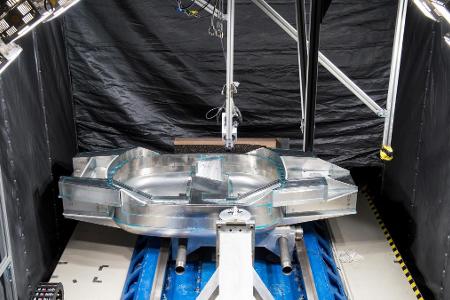 Forschung: Sandwich-Karosserie für E-Autos Forschung: Sandwich-Karosserie für E-Autos