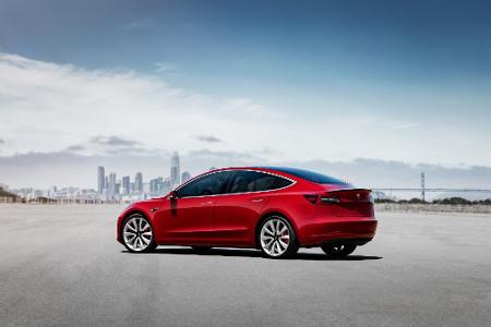 Tesla will Model 3 Basisversion priorisieren Tesla will Model 3 Basisversion priorisieren