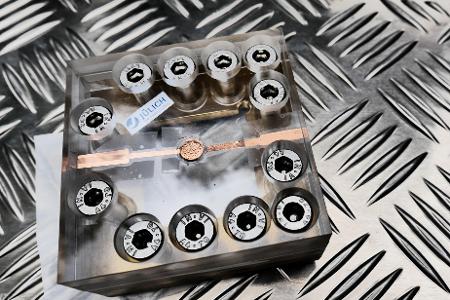Schnellladende Festkörperbatterie entwickelt Schnellladende Festkörperbatterie entwickelt