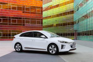 So lange sind die Wartezeiten auf ein neues E-Auto