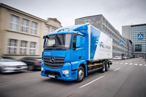 Daimler lässt E-Lkws im urbanen Raum teste