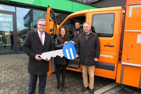Bochum: Elektro-Kehrichtwagen für Stadtreinigung Bochum: Elektro-Kehrichtwagen für Stadtreinigung