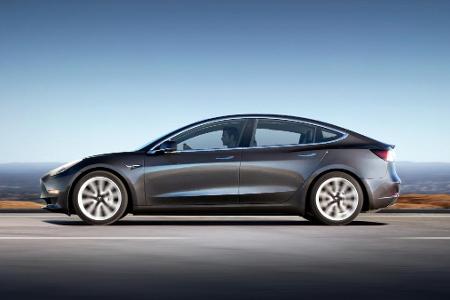 Tesla Model 3: Auslieferungen beginnen in Kürze Tesla Model 3: Auslieferungen beginnen in Kürze