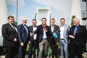 Testpark für E-Tankstellen bei Passau in Betrieb