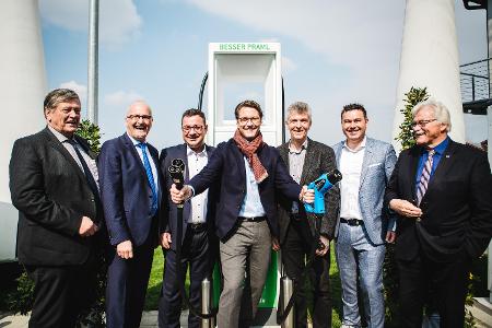 Testpark für E-Tankstellen bei Passau in Betrieb Testpark für E-Tankstellen bei Passau in Betrieb