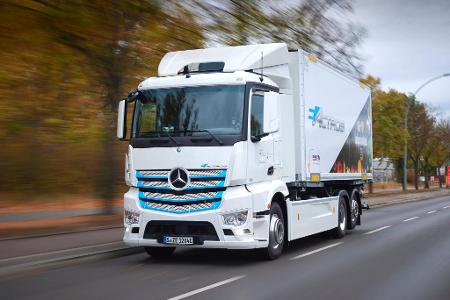 EU begrenzt CO2-Ausstoß von Lkw EU begrenzt CO2-Ausstoß von Lkw