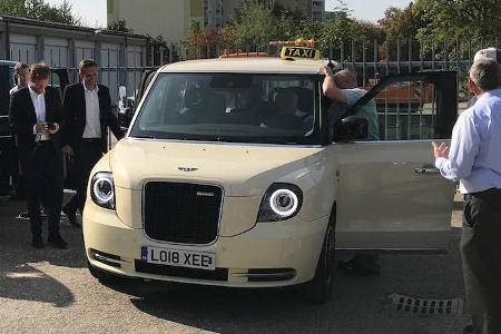 E-Taxis bald kabellos laden? E-Taxis bald kabellos laden?