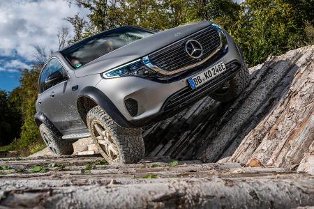 EQC als E-Geländewagen 4×4 hoch zwei EQC als E-Geländewagen 4×4 hoch zwei