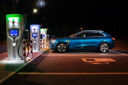 Audi e-tron Segment-Marktführer Audi e-tron Segment-Marktführer