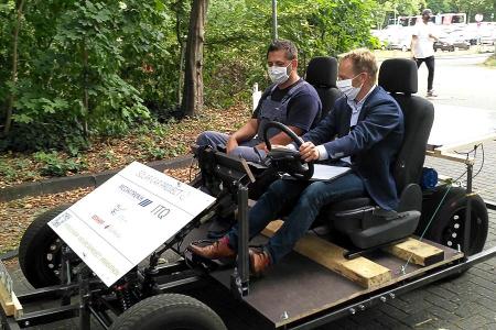 UDE: Solar Auto in 5 Tagen UDE: Solar Auto in 5 Tagen