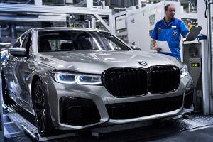 BMW bekräftigt Aus des V12 nach aktueller Generation