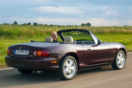 30 Jahre Mazda MX-5: Duell der Generationen