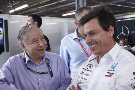 Toto Wolff ist angeblich ein Kandidat auf den Chefposten in der Formel 1