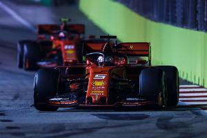 "Das ist nicht fair!" Leclerc wütet am Funk gegen Ferrari