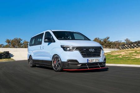 Hyundai iMax N Drift Bus ist ein achtsitziger 402-PS-Hecktriebler Hyundai iMax N Drift Bus ist ein achtsitziger 402-PS-Hecktriebler