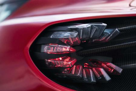 Aston Martin DBS GT Zagato: Premiere im Doppelpack