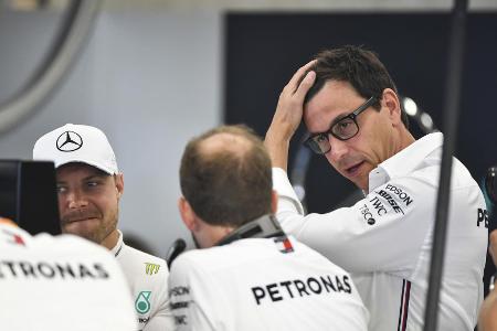 Beim Thema Rassismus versteht Teamchef Toto Wolff keinen Spaß Beim Thema Rassismus versteht Teamchef Toto Wolff keinen Spaß