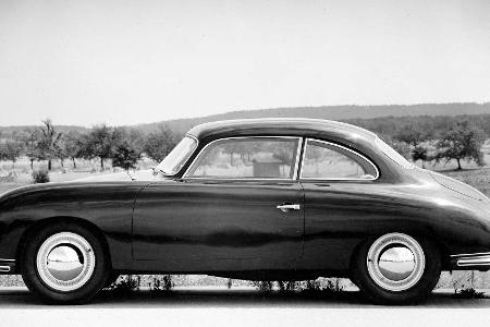 Porsche: Viersitzer-Konzepte aus sieben Jahrzehnten Porsche: Viersitzer-Konzepte aus sieben Jahrzehnten