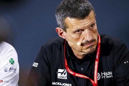 Günther Steiner hat sich in Sotschi mit den FIA-Kommissaren angelegt Günther Steiner hat sich in Sotschi mit den FIA-Kommissaren angelegt