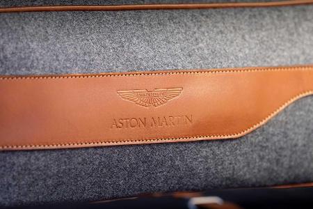 Aston Martin DBX: Zubehör für Hundefreunde