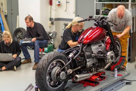 BMW Motorrad Concept R18 /2: Custom-Bike mit fettem Boxer