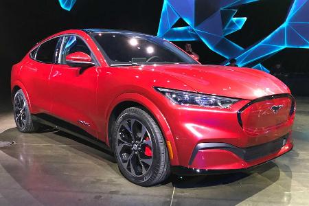 Ford Mustang Mach-E: Elektro-SUV mit bis zu 600 km WLTP-Reichweite