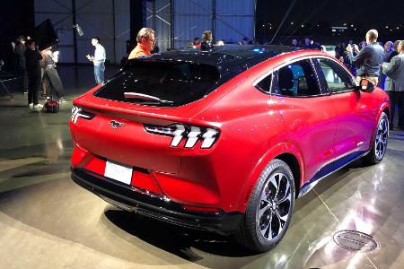 Ford Mustang Mach-E: Elektro-SUV mit bis zu 600 km WLTP-Reichweite