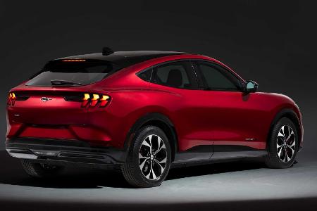 Ford Mustang Mach-E: Elektro-SUV mit bis zu 600 km WLTP-Reichweite