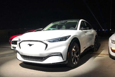 Ford Mustang Mach-E: Elektro-SUV mit bis zu 600 km WLTP-Reichweite