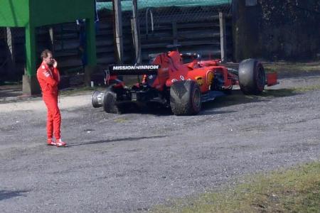 Sebastian Vettel; Fassungslosigkeit nach dem Crash mit Charles Leclerc Sebastian Vettel; Fassungslosigkeit nach dem Crash mit Charles Leclerc
