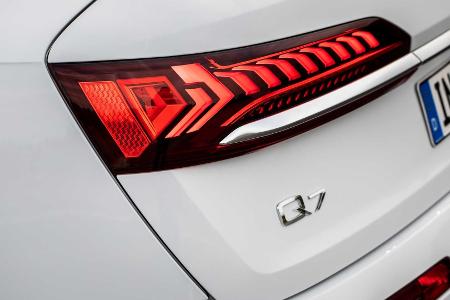 Audi Q7 TFSI e quattro: Plug-in-Hybrid in zwei PS-Stufen Audi Q7 TFSI e quattro: Plug-in-Hybrid in zwei PS-Stufen
