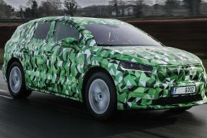 Skoda Enyaq iV: Offizielle Erlkönig-Bilder und Infos zum neuen Elektro-SUV