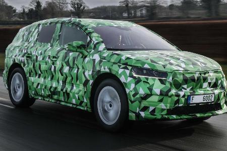 Skoda Enyaq iV: Offizielle Erlkönig-Bilder und Infos zum neuen Elektro-SUV