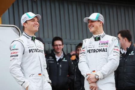 Nico Rosberg und Michael Schumacher waren von 2010 bis 2012 Teamkollegen Nico Rosberg und Michael Schumacher waren von 2010 bis 2012 Teamkollegen