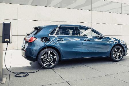 Mercedes A 250 e und B 250 e: Kompakt-Stromer