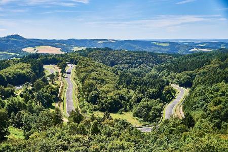 Die Nordschleife gilt als vielleicht schwierigste Rennstrecke der Welt Die Nordschleife gilt als vielleicht schwierigste Rennstrecke der Welt